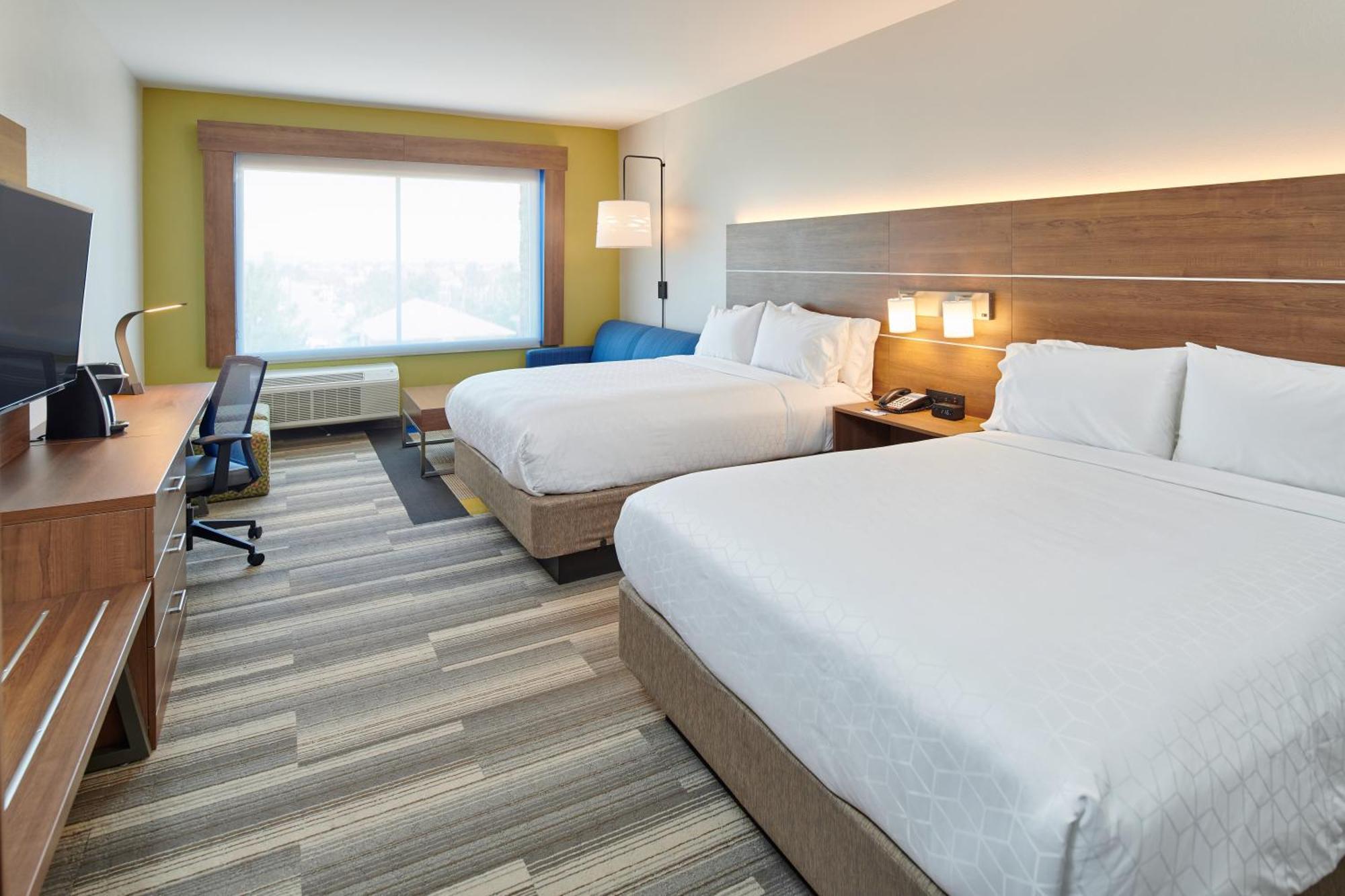 Queen Suite with Two Queen Beds and Sofa Bed