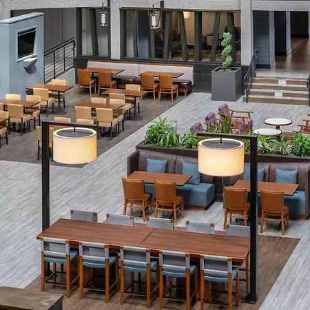 Embassy Suites By Hilton El Paso-3